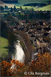  Noyers-sur-Serein, Burgundy.